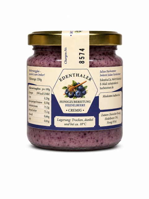 Honey preparation with blueberries